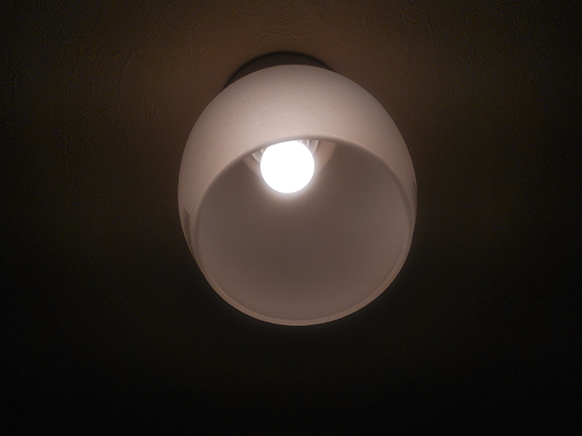 照明が点灯しない